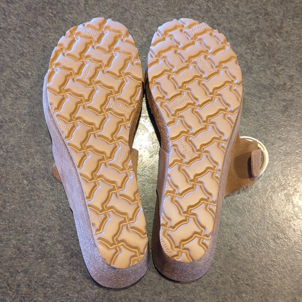Yokono Leather Wedge Sandals - Picture 8 of 8